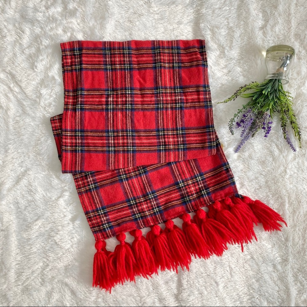 VINTAGE Glentex Plaid Wool Tassel Scarf